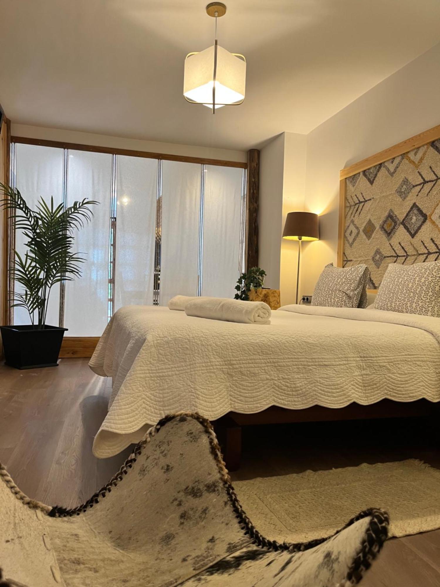 Luxury House Valencia D'Aneu 아파트 외부 사진