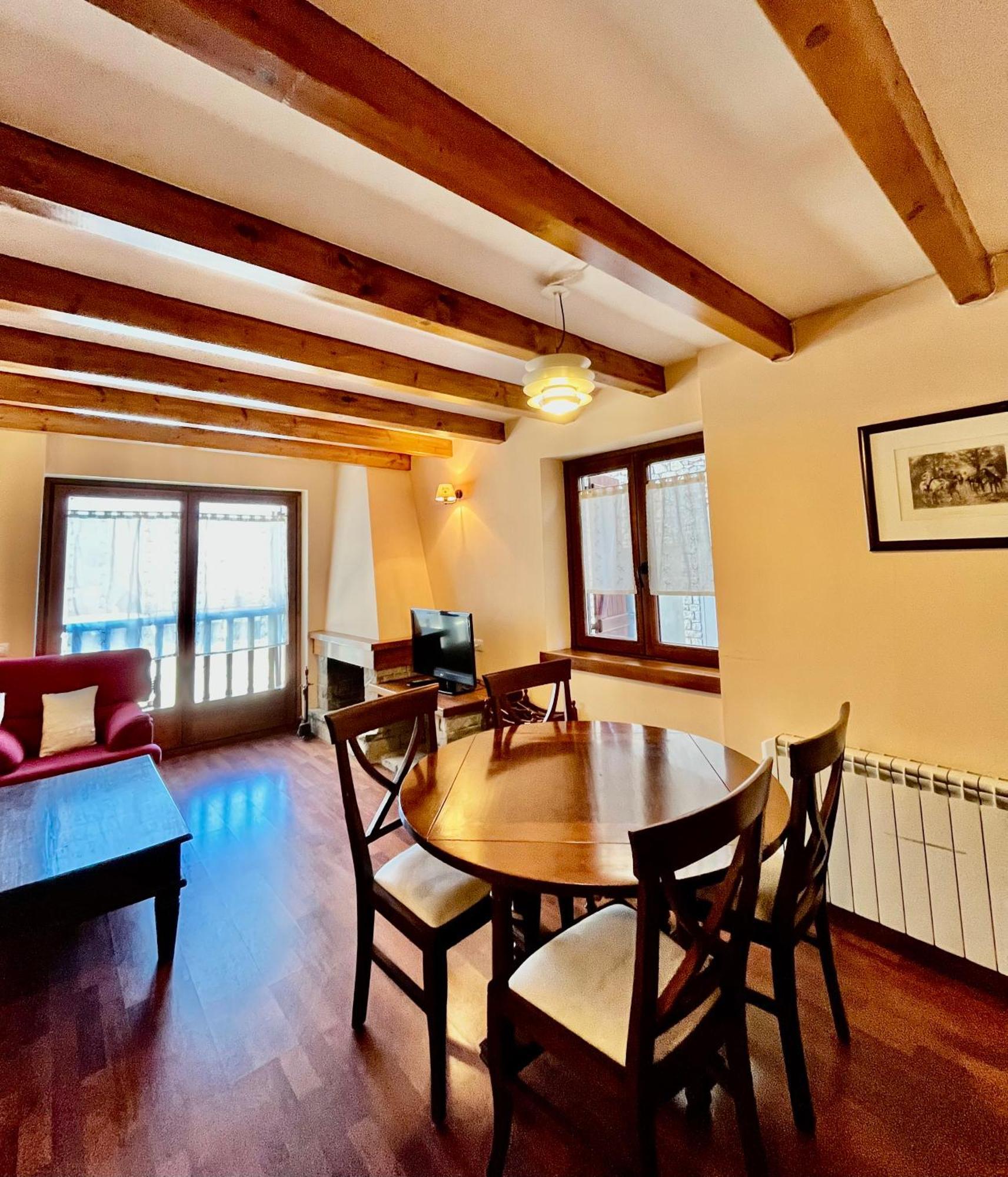 Luxury House Valencia D'Aneu 아파트 외부 사진